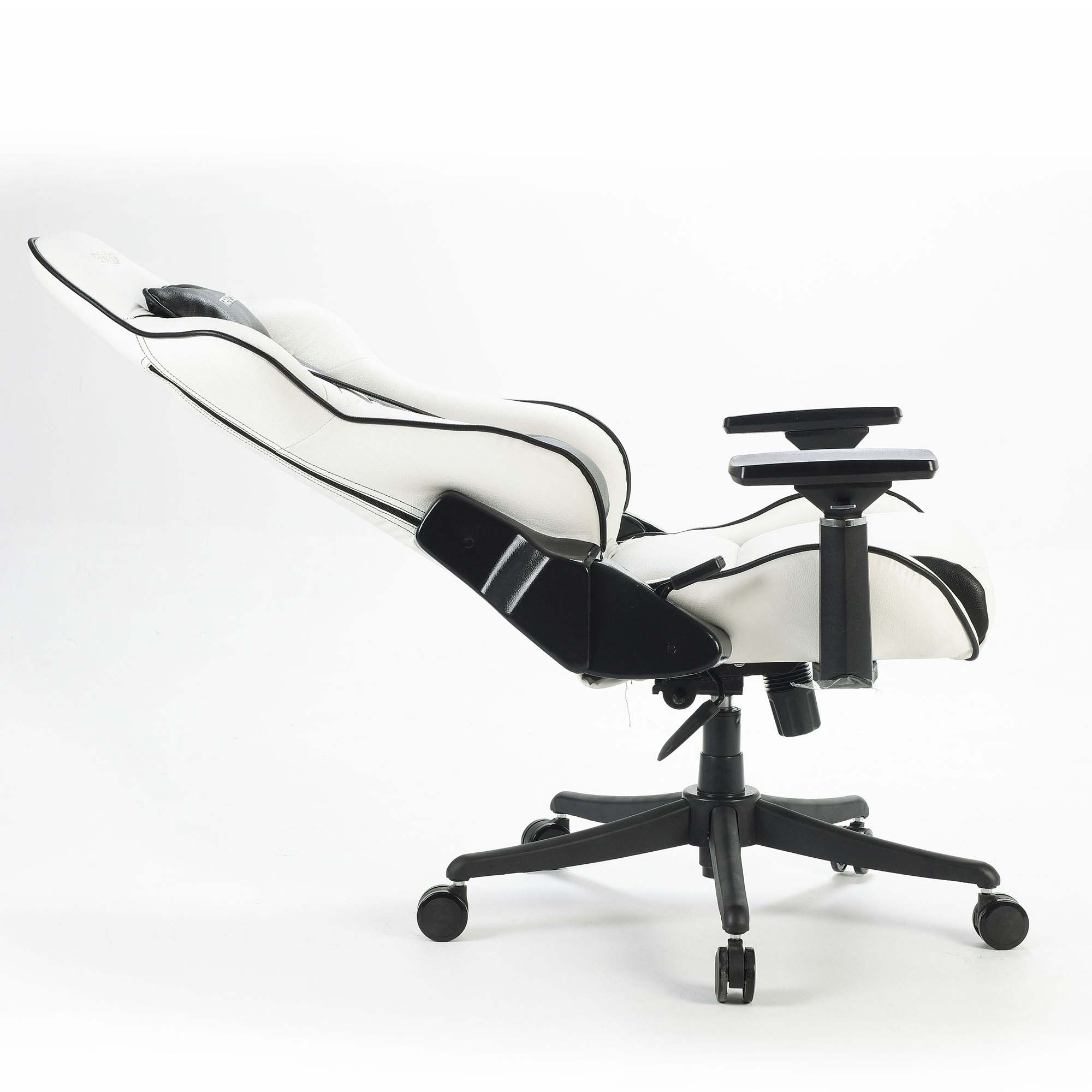 صندلی گیمینگ رنزو طرح پولار Renzo Polar Edition - Image 5