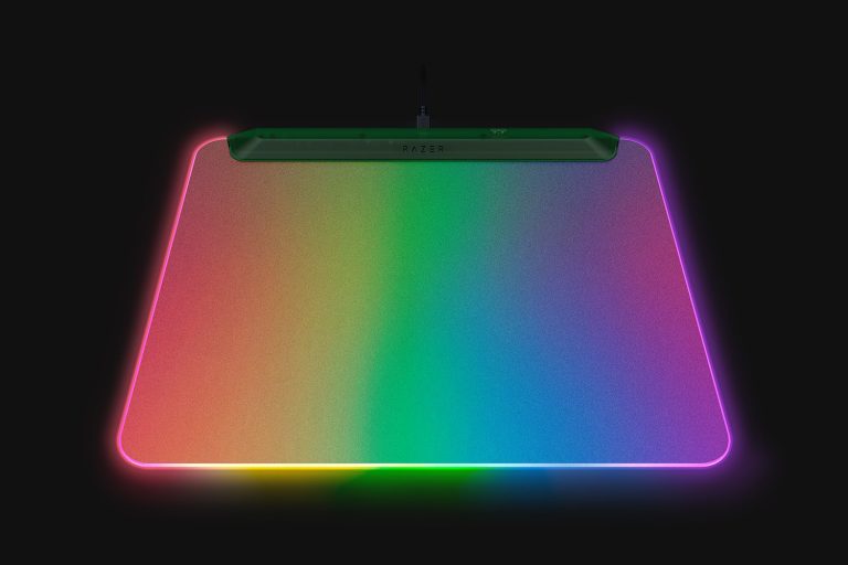 بررسی Razer Firefly V2 Pro Phantom Green؛ ماوس‌پدی که می‌درخشد