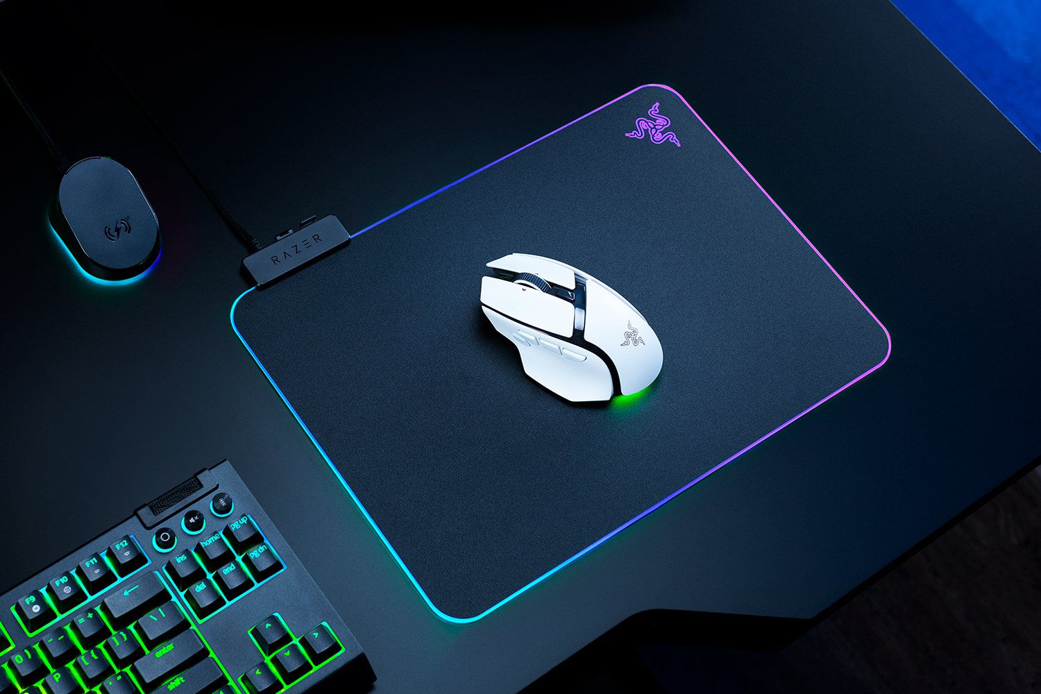 Razer Basilisk V4 HyperSpeed White
